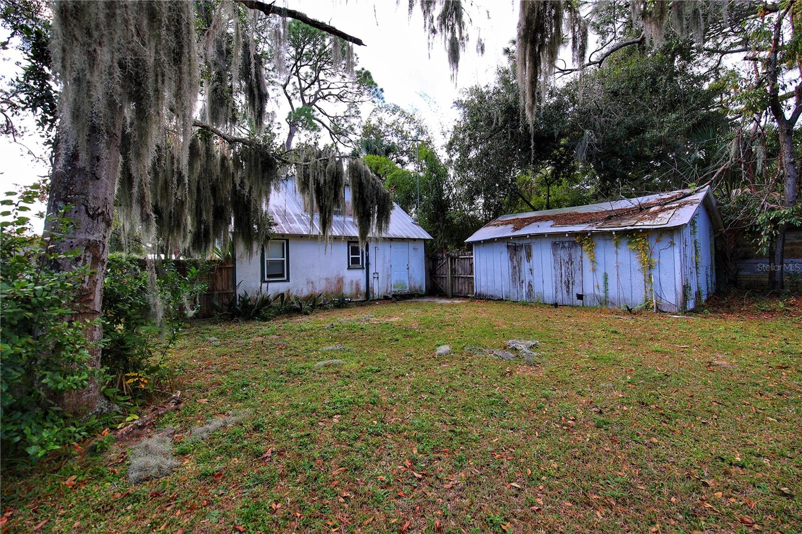 FORSTER RESUB IN HAWKS PARK - Residential