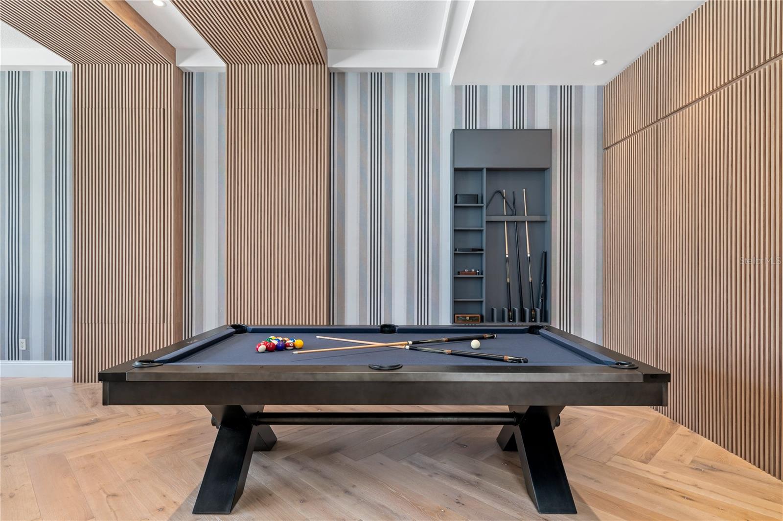 KEENES POINTE UNIT 03 46/104 - Residential