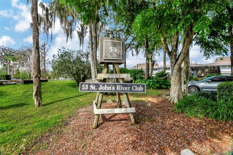 A home in DELAND