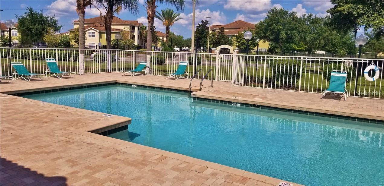 VENETIAN PLACE - Residential