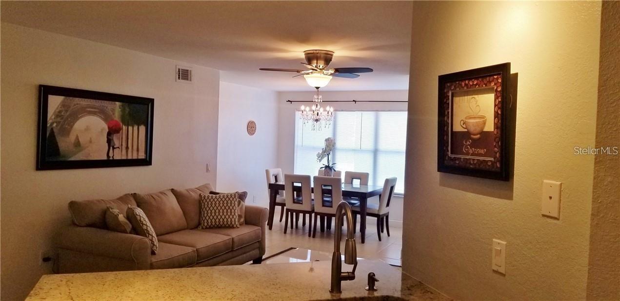 VENETIAN PLACE - Residential