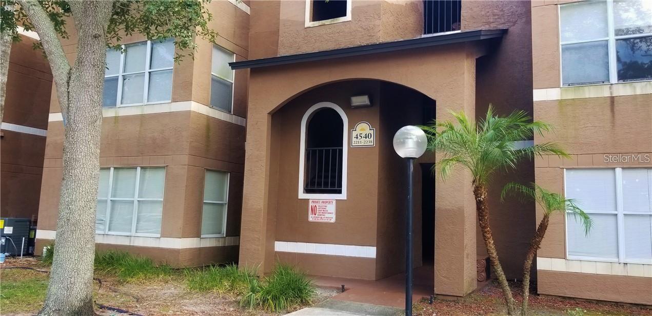 VENETIAN PLACE - Residential