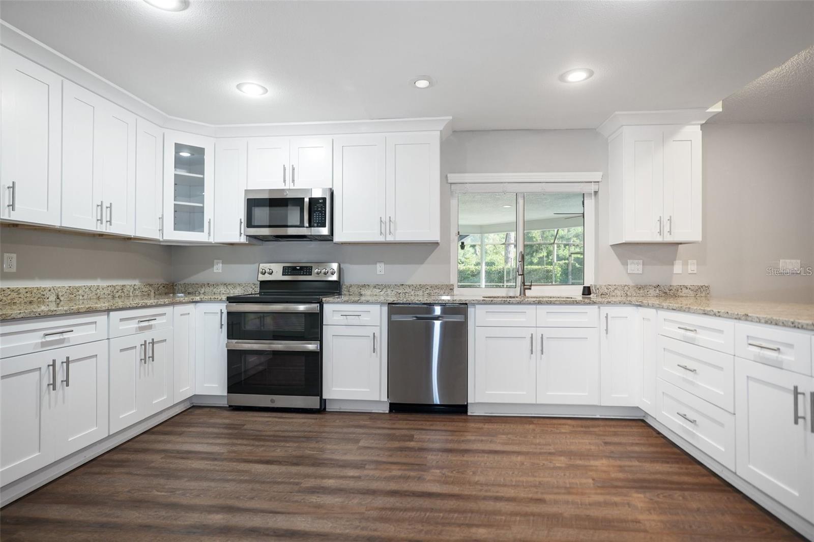 FOXBERRY RUN - Residential