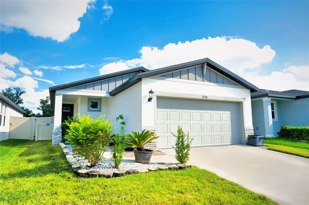 Photo of 3708 Radiant Mountain Drive, Plant City, FL 33565 (MLS # S5138321)