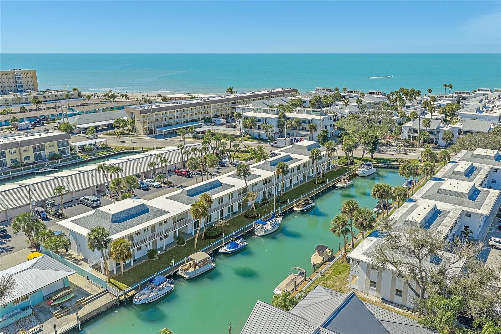BAHIA VISTA GULF - Residential