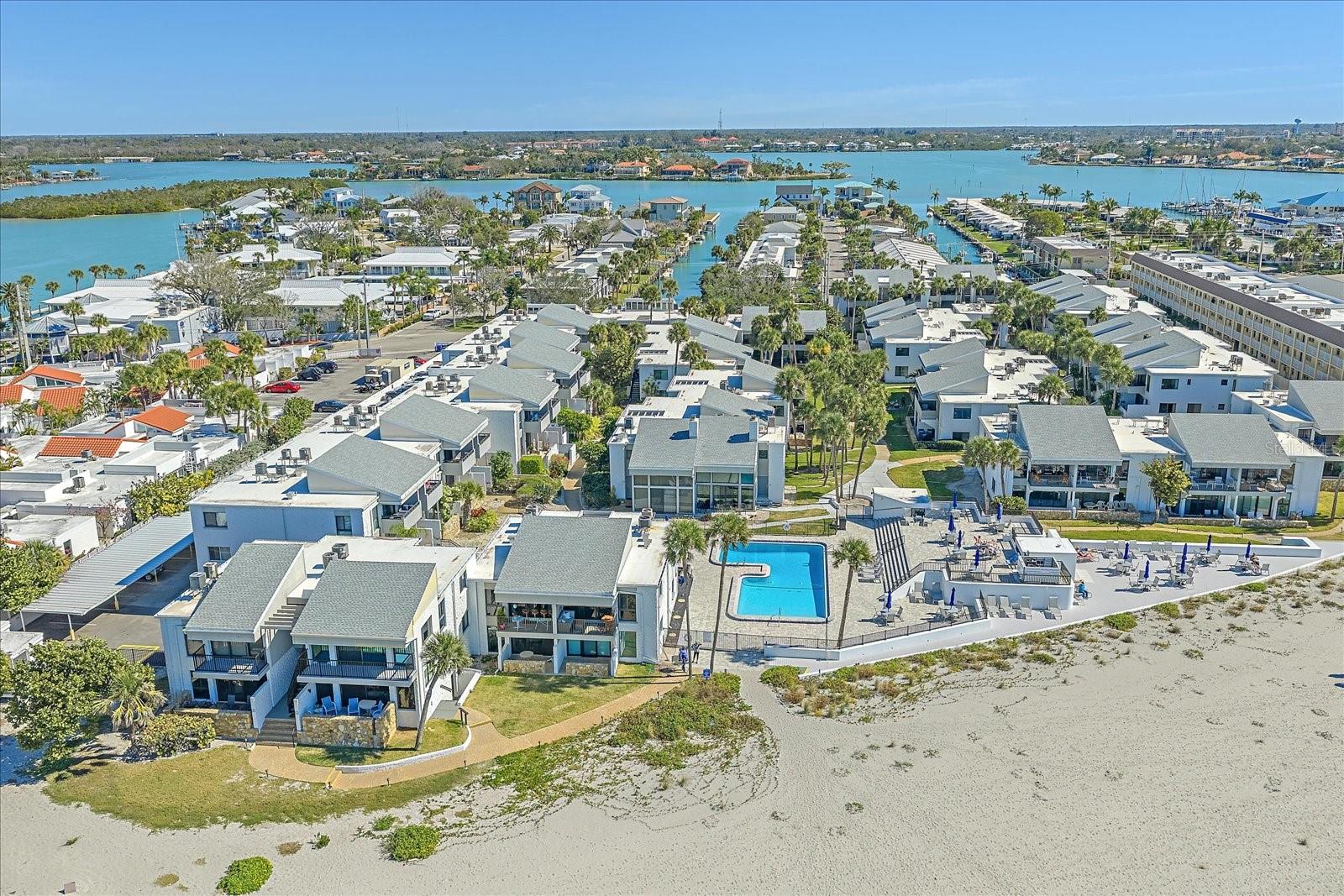 BAHIA VISTA GULF - Residential