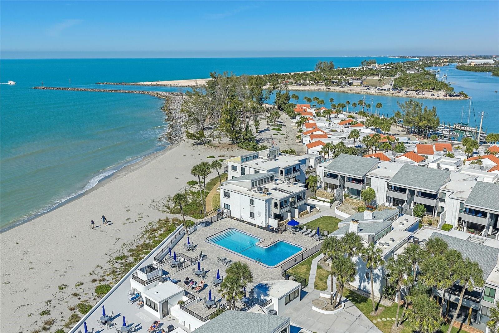 BAHIA VISTA GULF - Residential