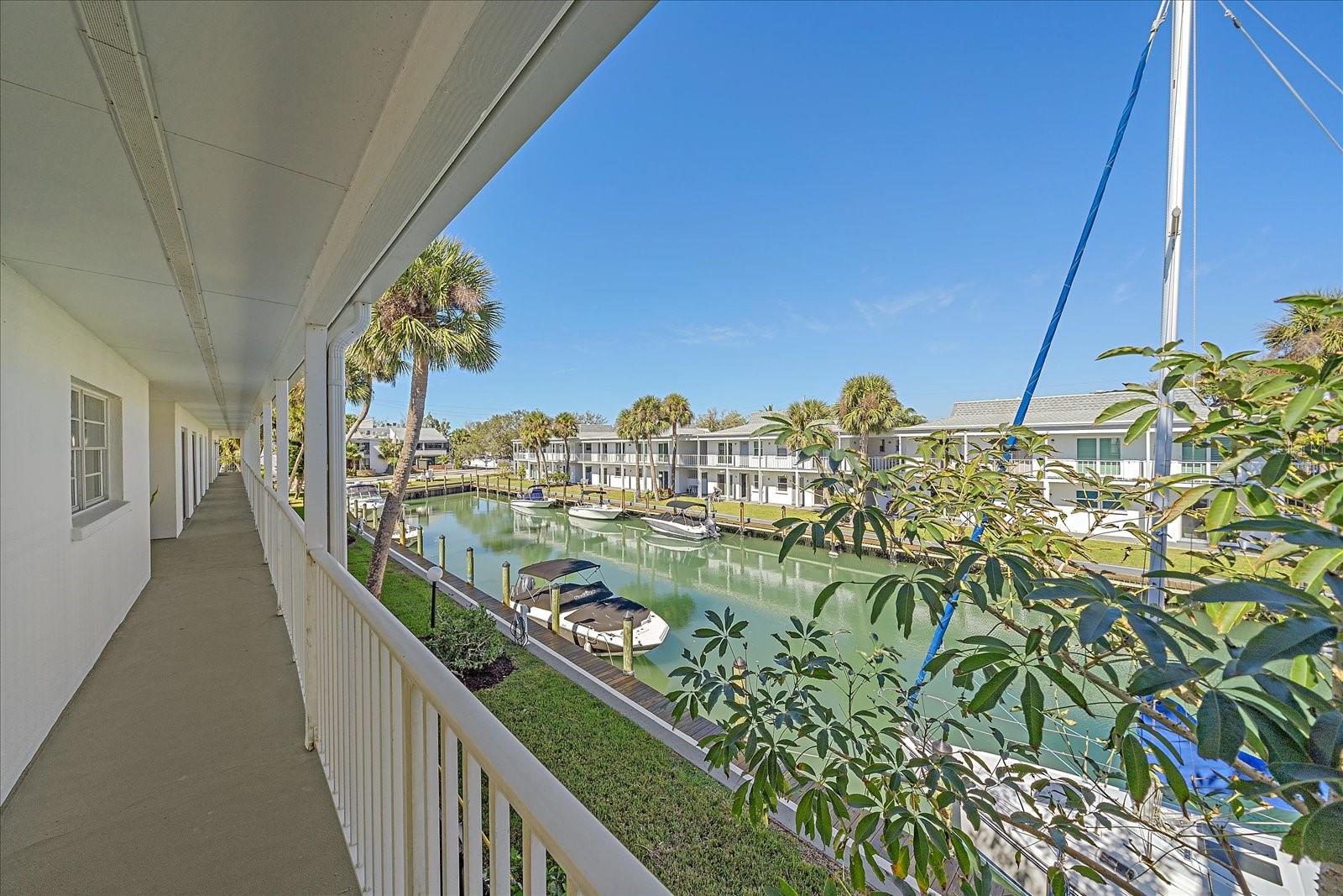 BAHIA VISTA GULF - Residential