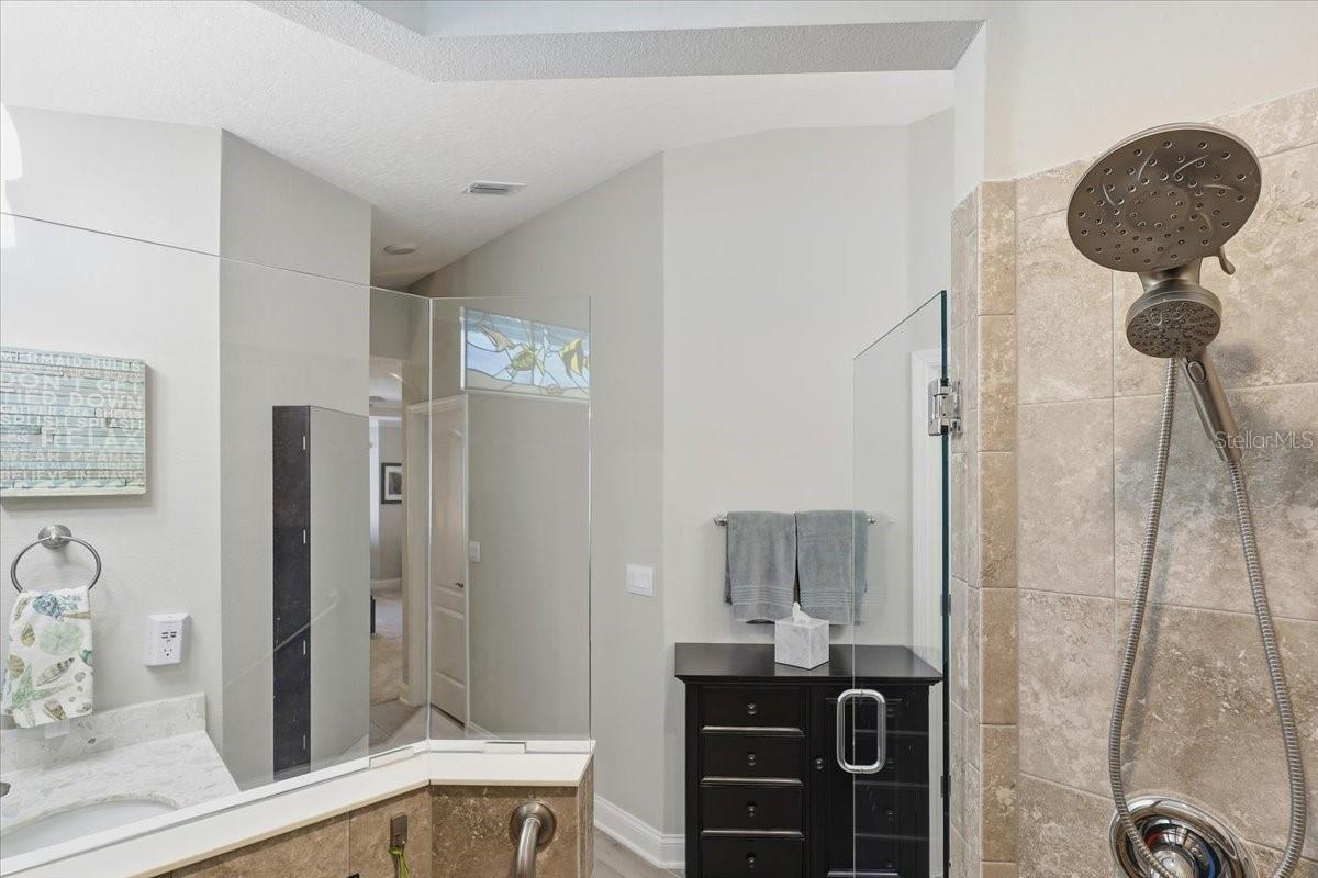 ROCK SPGS FARMS - Residential