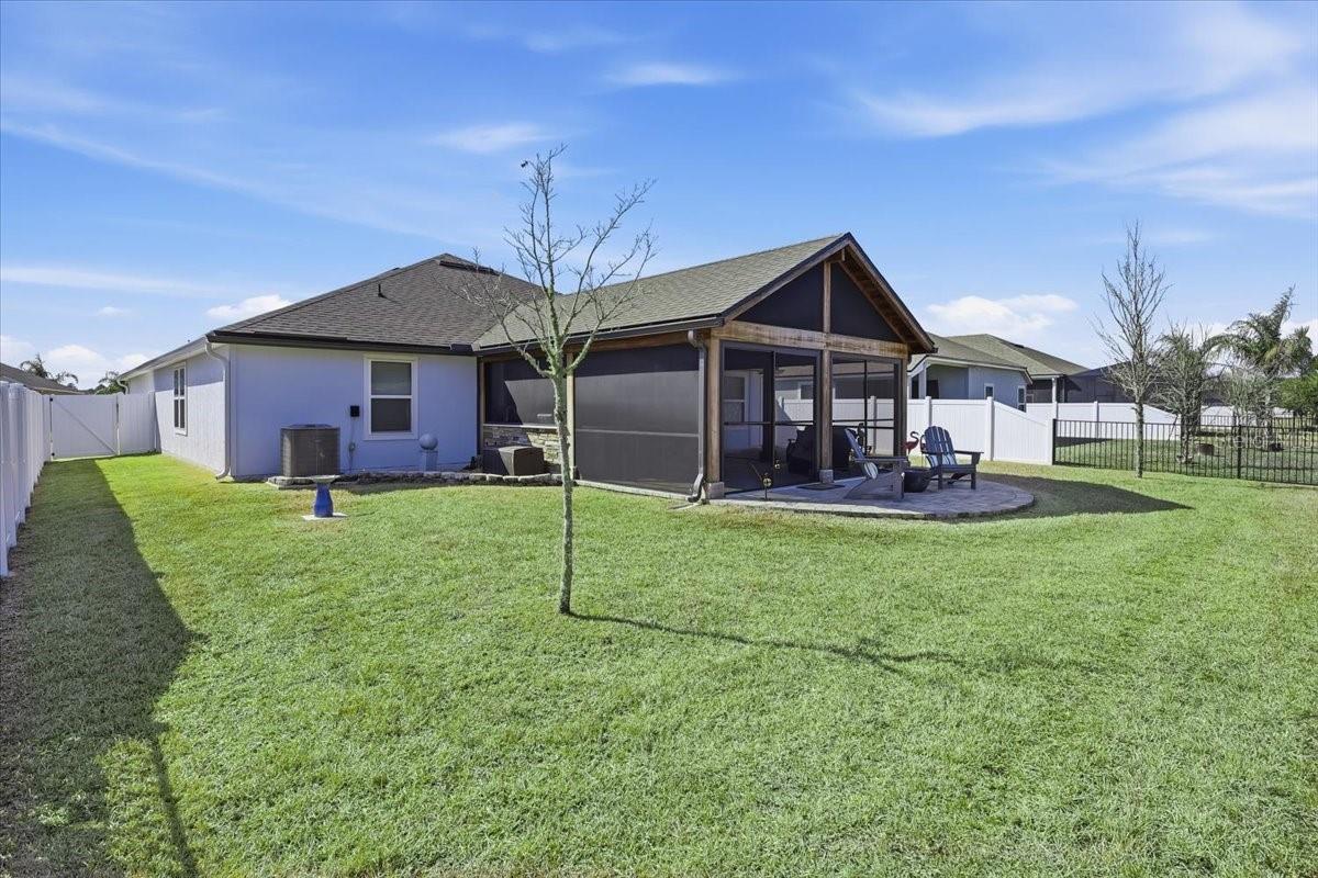 ROCK SPGS FARMS - Residential