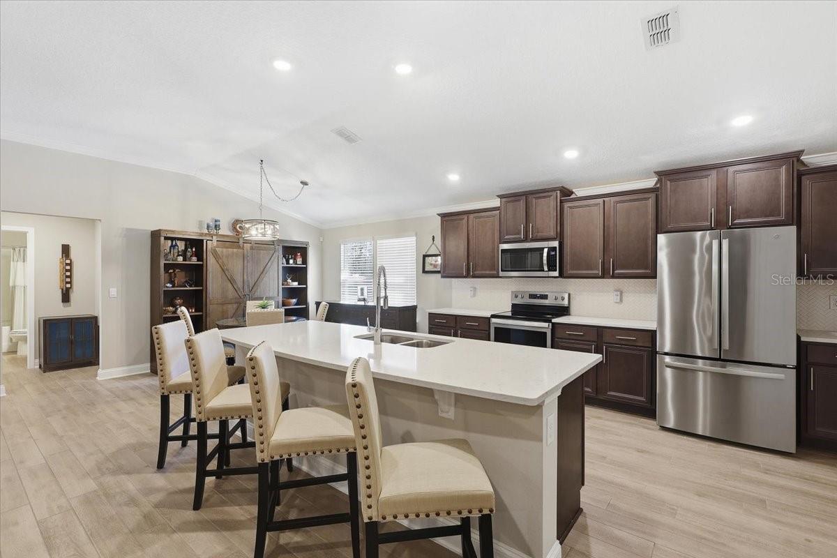 ROCK SPGS FARMS - Residential