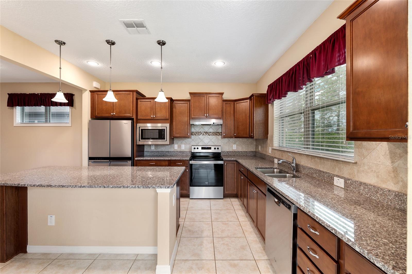 STONE BREEK/DEL WEBB ARLINGTON - Residential