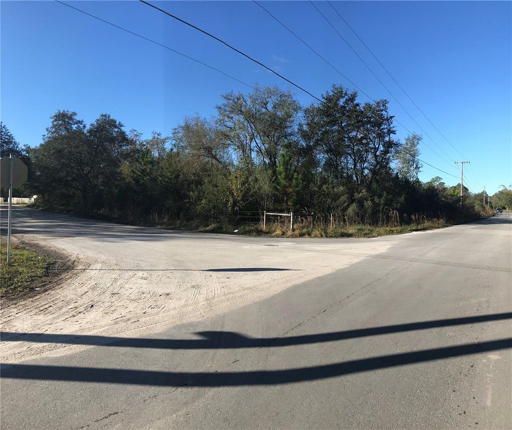Photo of Creekwood Run, Lakeland, FL 33809 (MLS # L4956937)