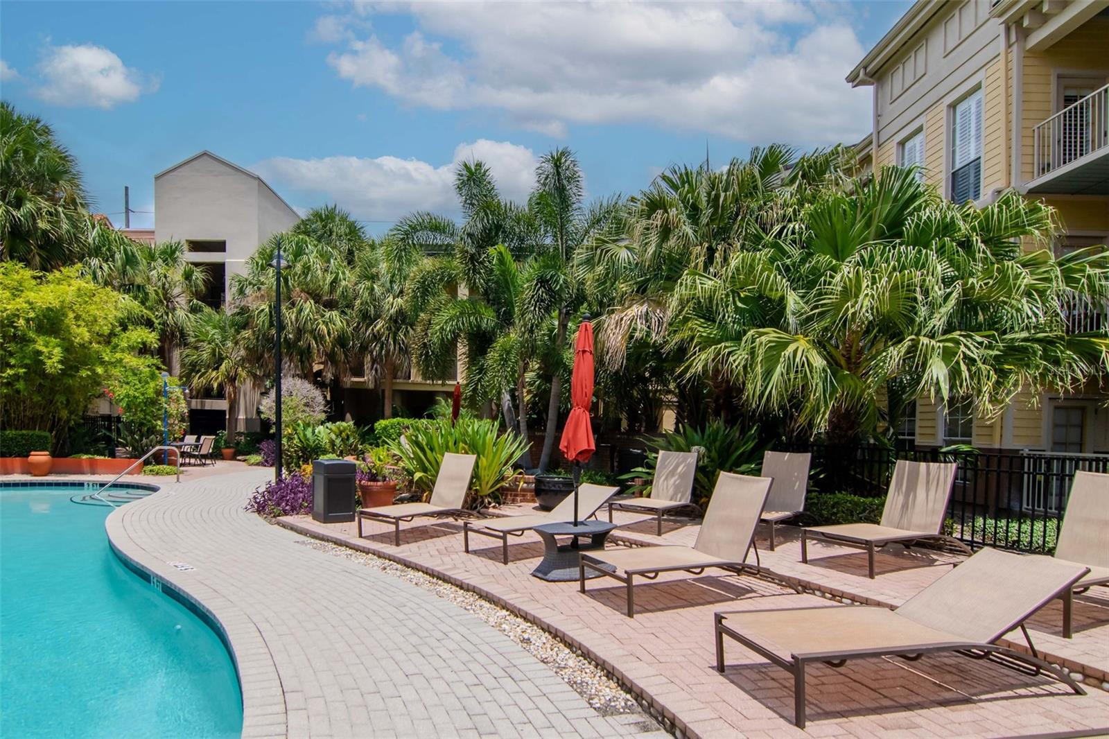 THE MADISON AT SOHO CONDOMINIU - Residential