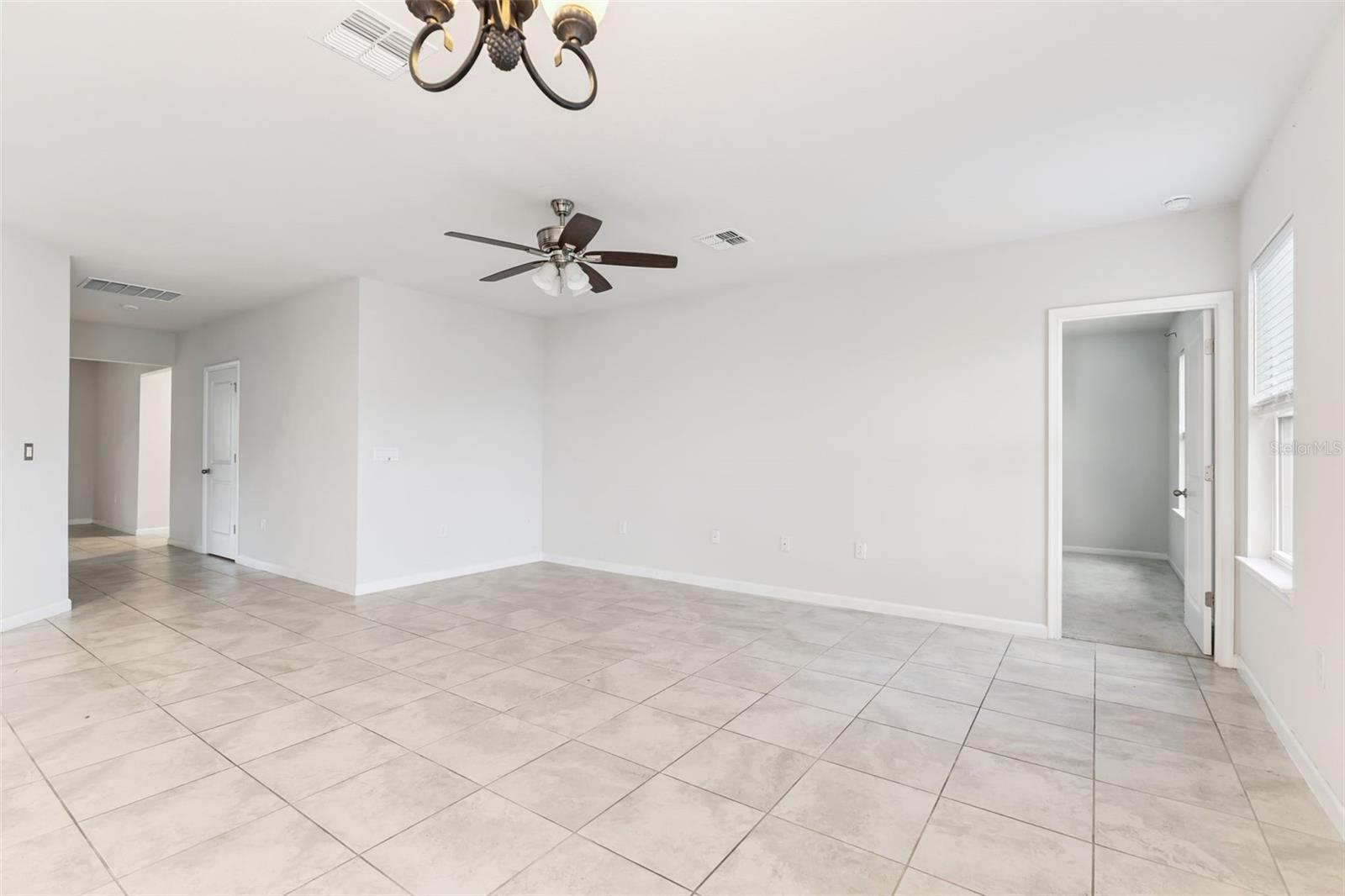 3112 ST CHARLES PLACE
