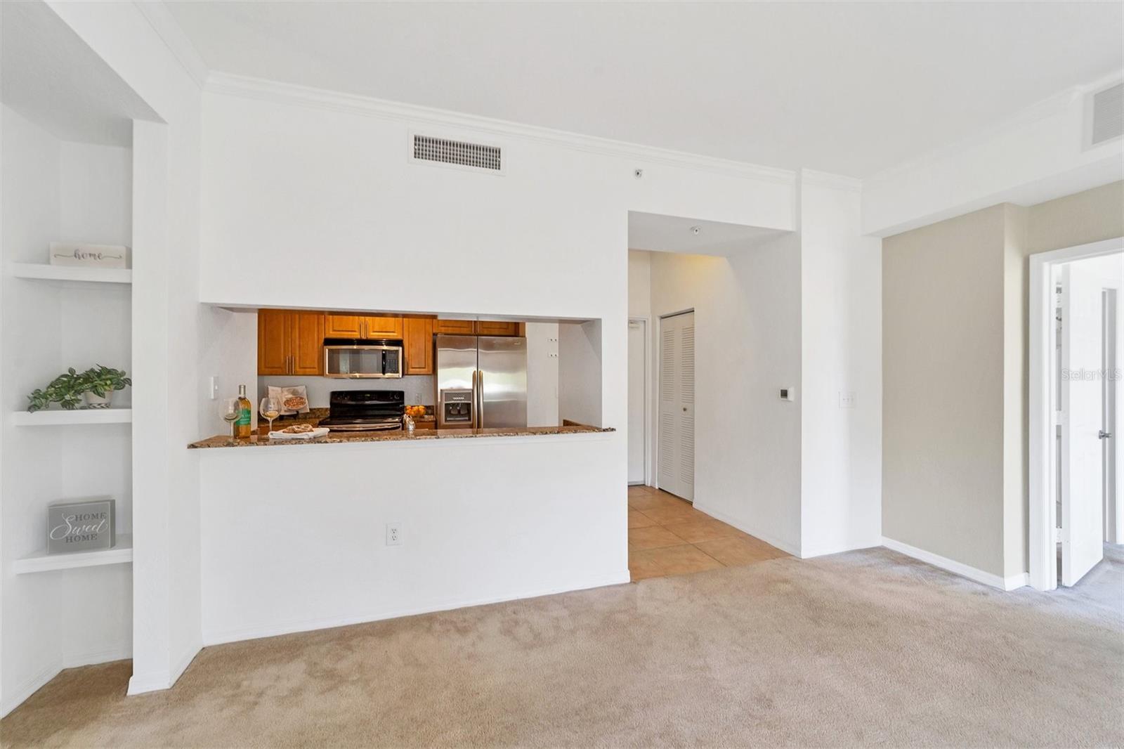 BROADWAY PROMENADE - Residential Lease