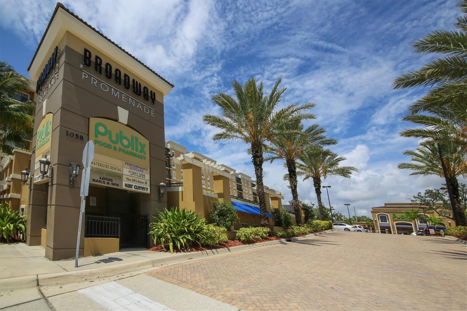 BROADWAY PROMENADE - Residential Lease