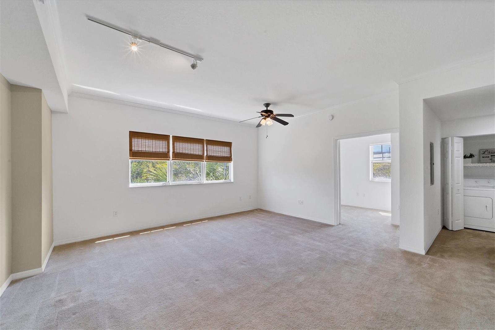 BROADWAY PROMENADE - Residential Lease
