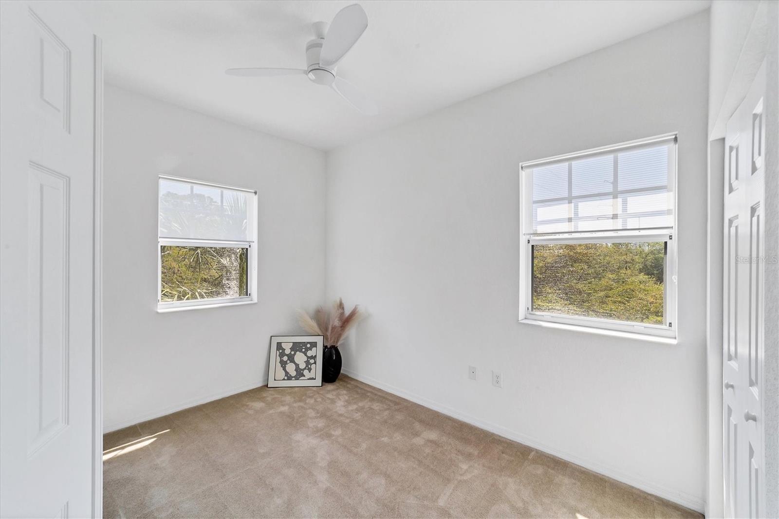BROADWAY PROMENADE - Residential Lease