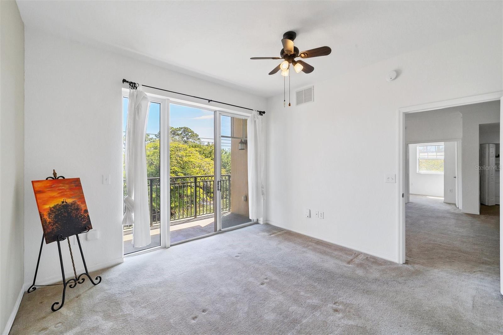 BROADWAY PROMENADE - Residential Lease