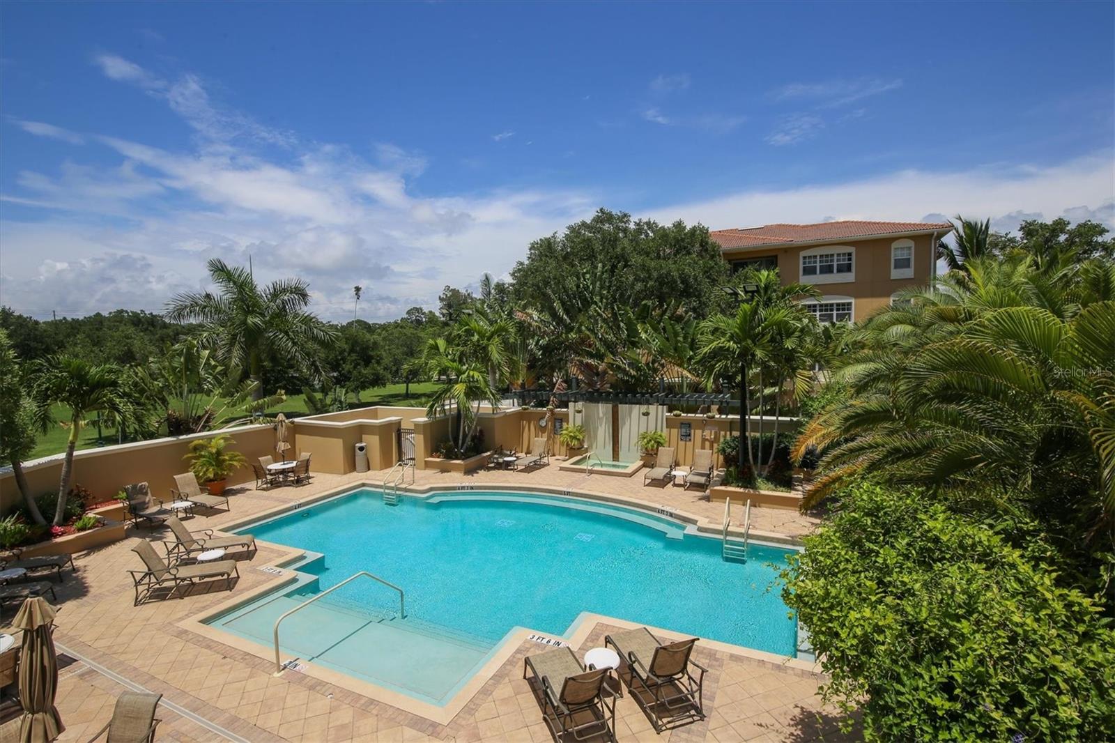 BROADWAY PROMENADE - Residential Lease