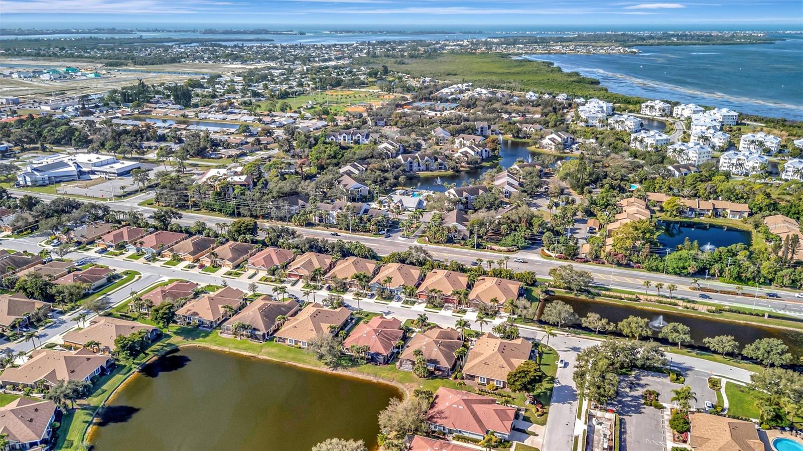 PALMA SOLA TRACE - Residential