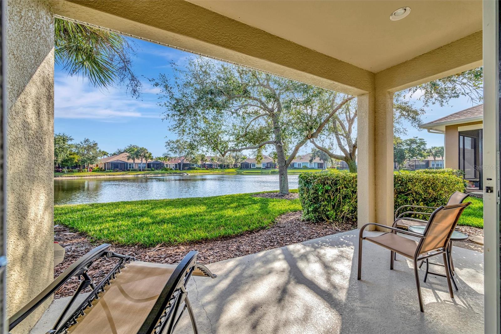 3811 BRIDLECREST LANE, BRADENTON, FL, 34209 3 3811 BRIDLECREST LANE