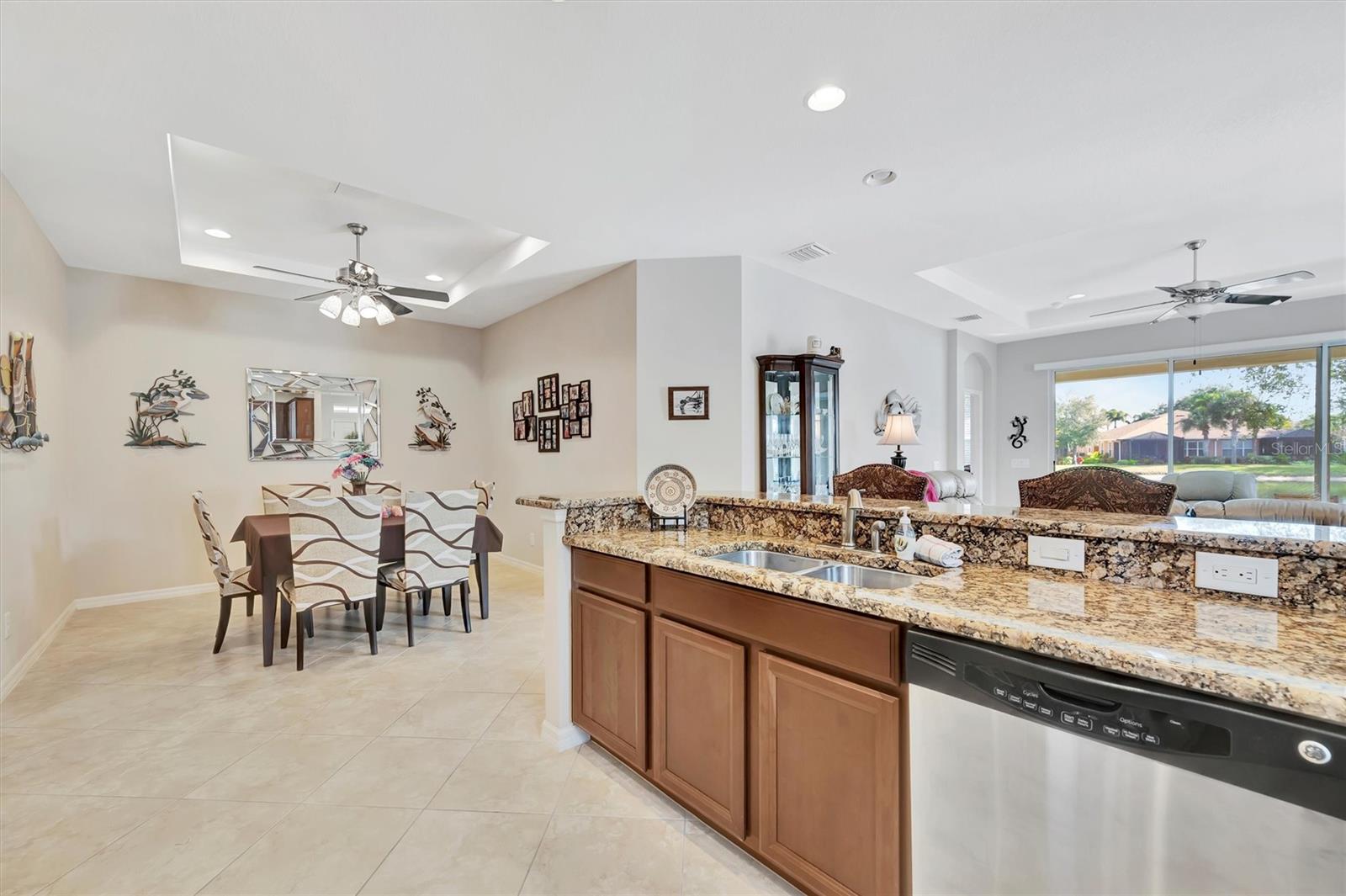 PALMA SOLA TRACE - Residential