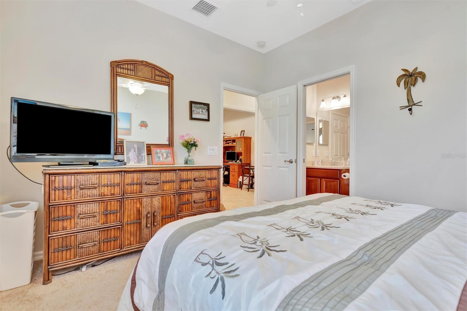 PALMA SOLA TRACE - Residential