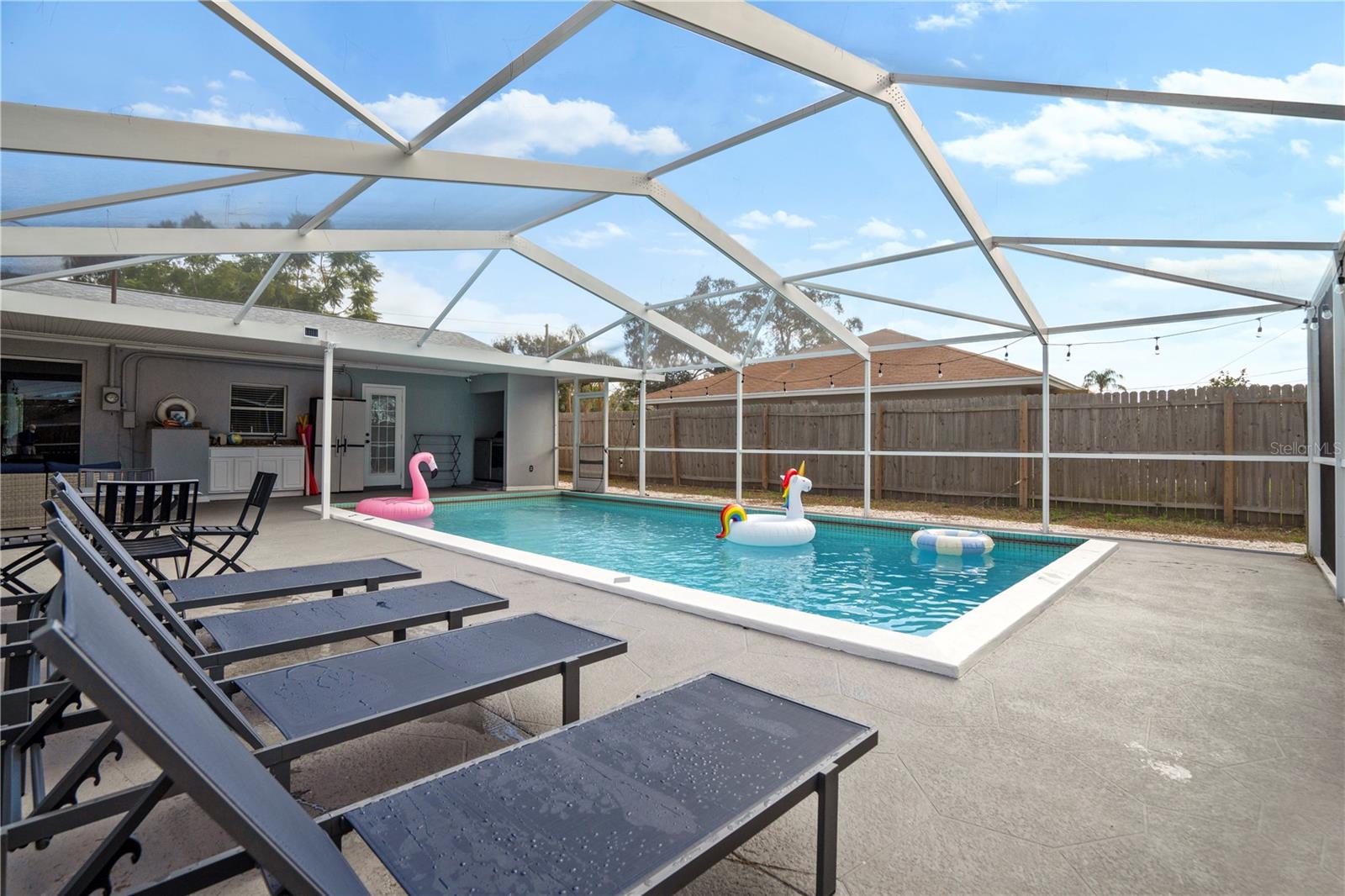 MONTEREY HEIGHTS - Residential