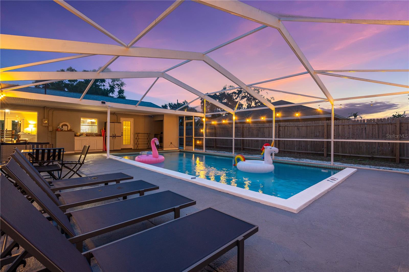 MONTEREY HEIGHTS - Residential