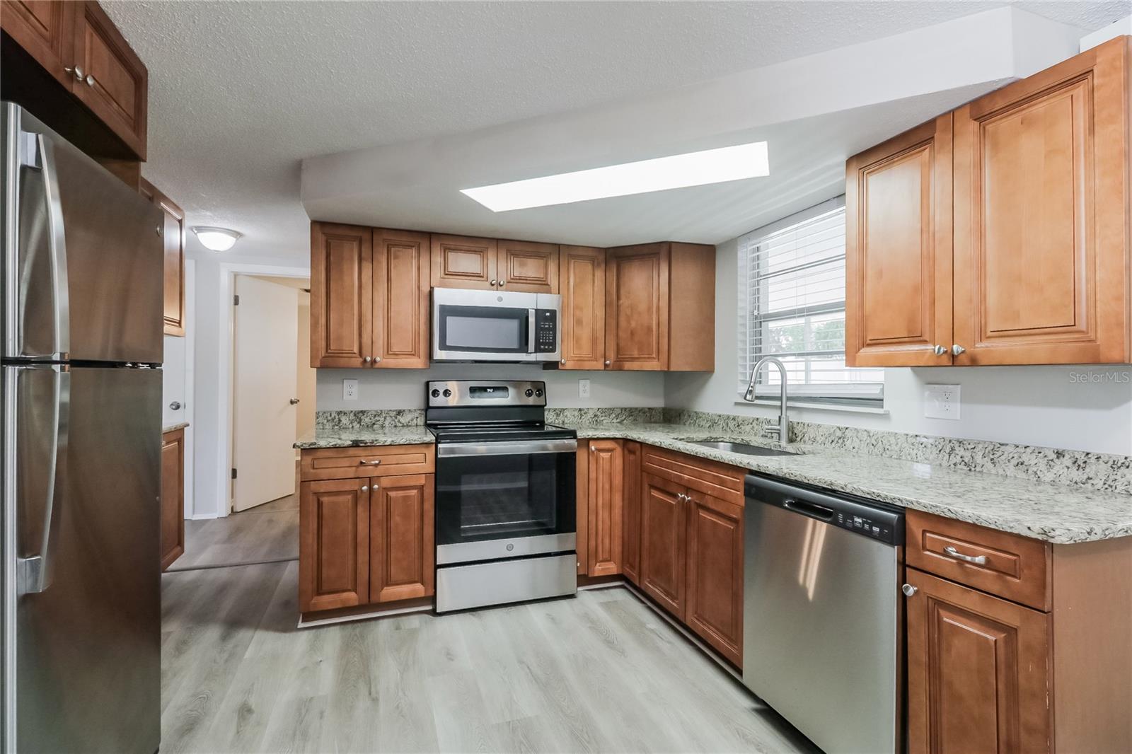 REGENCY PARK - Residential Lease