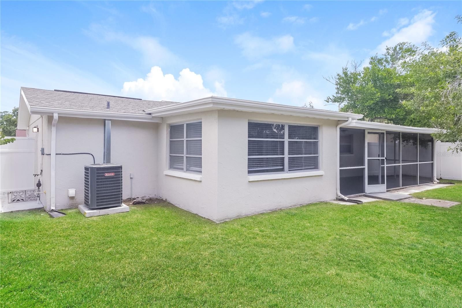 REGENCY PARK - Residential Lease