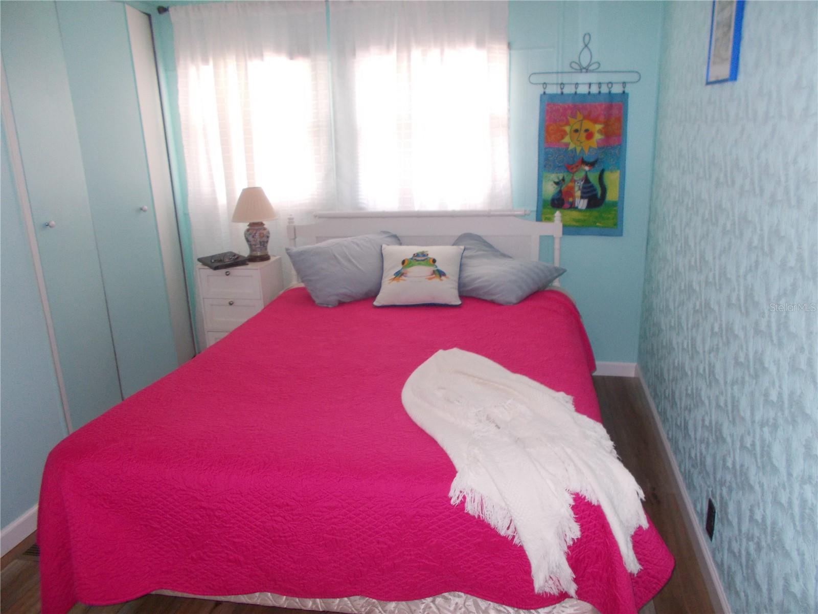 HOLIDAY PARK - Residential