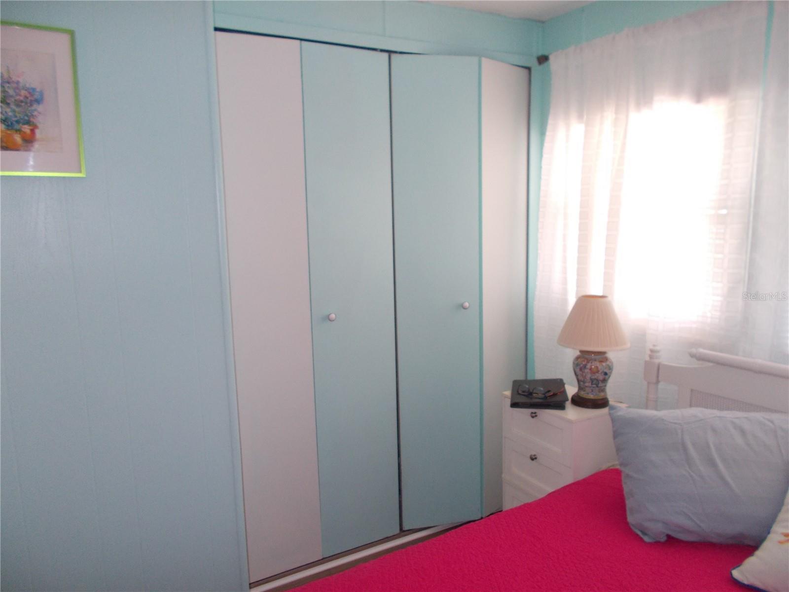HOLIDAY PARK - Residential