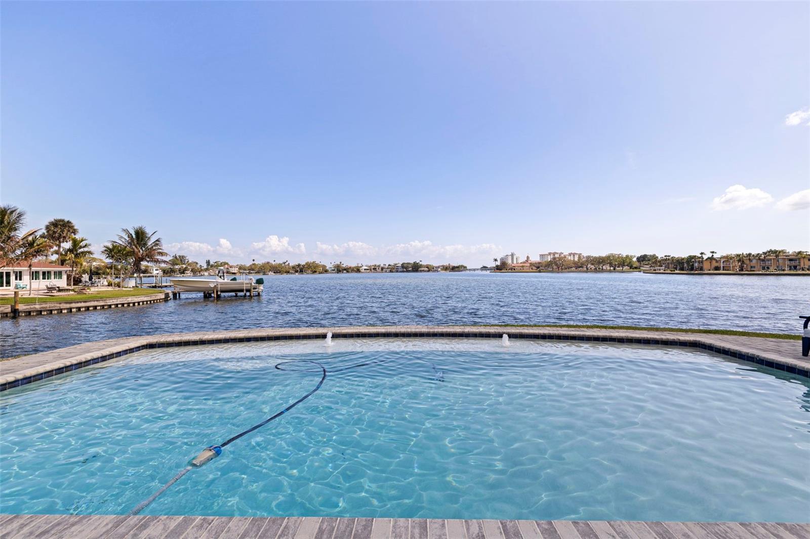 PATRICIAN POINT - Residential