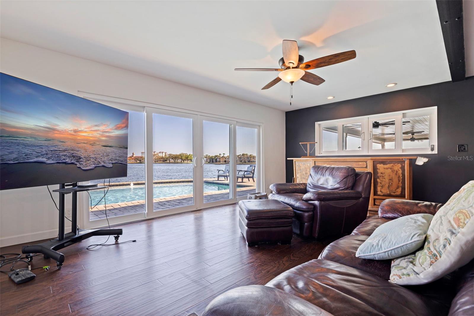 PATRICIAN POINT - Residential