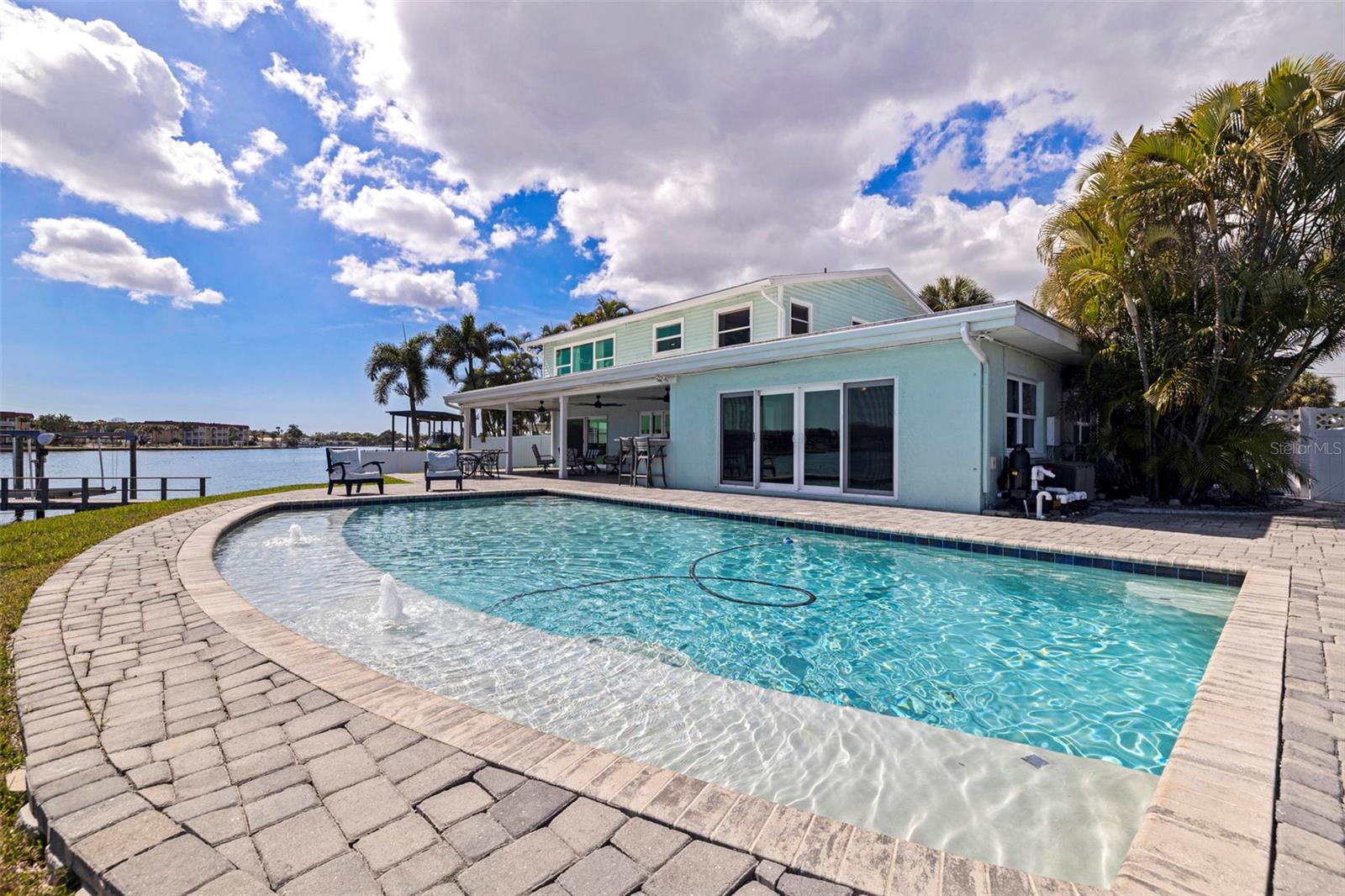 PATRICIAN POINT - Residential