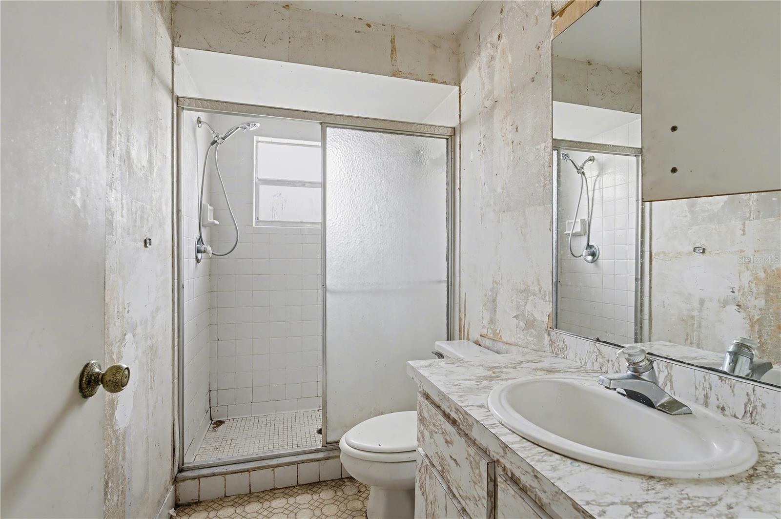 RAINBOW LAKES ESTATE - Residential