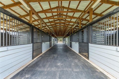 Tiny photo for 12330 NW 35th Street NW, Ocala, FL 34482 (MLS # OM733447)