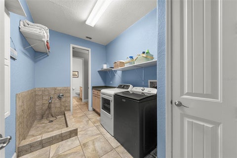 Tiny photo for 12330 NW 35th Street NW, Ocala, FL 34482 (MLS # OM733447)