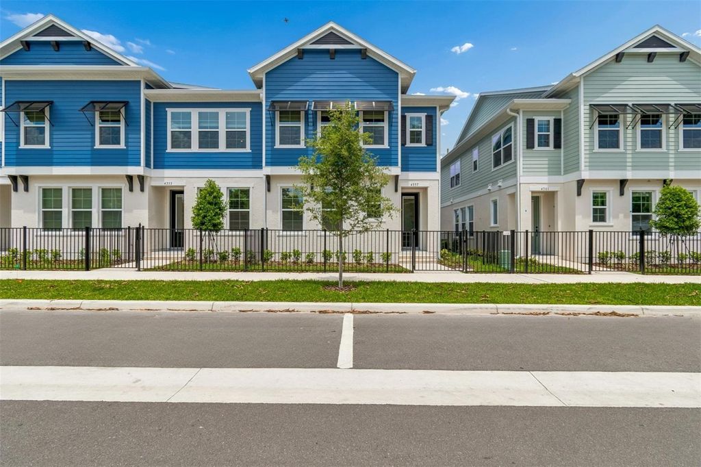 Photo of 4357 Roush Avenue, Orlando, FL 32803 (MLS # TB8507003)