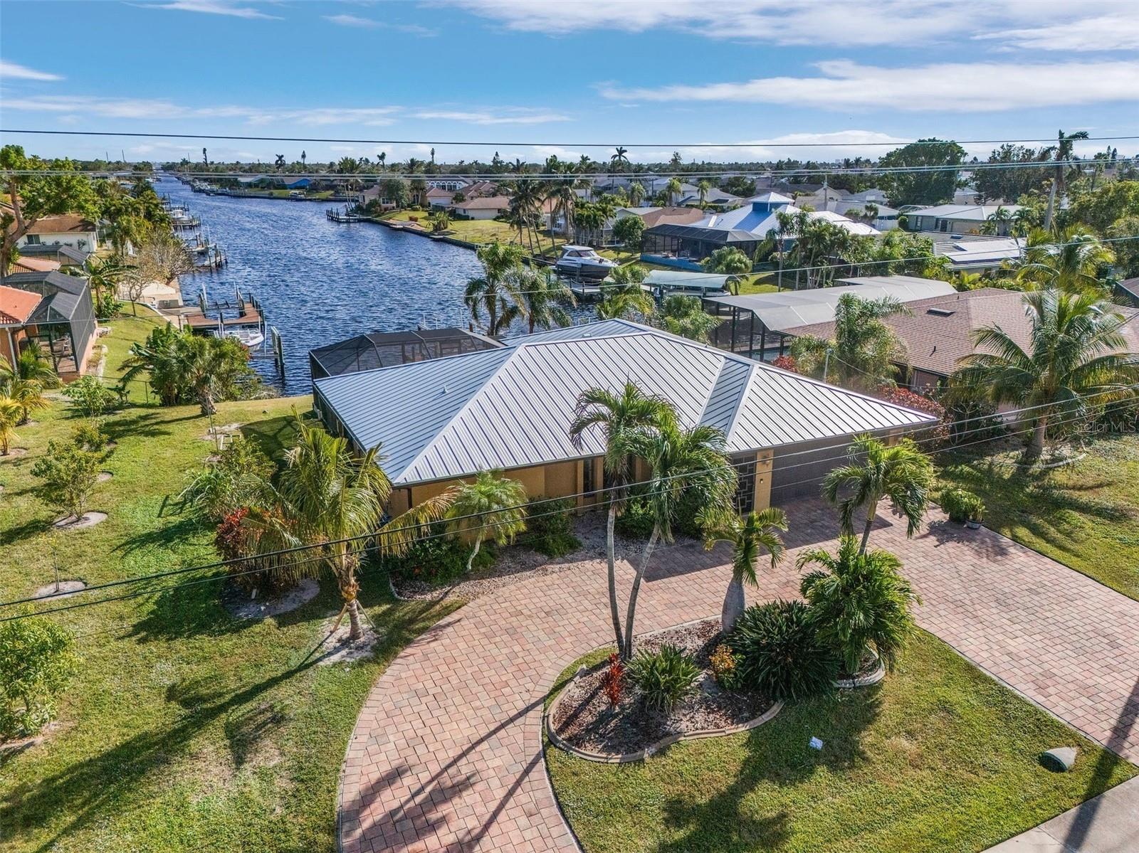 2807 COUNTRY CLUB BOULEVARD