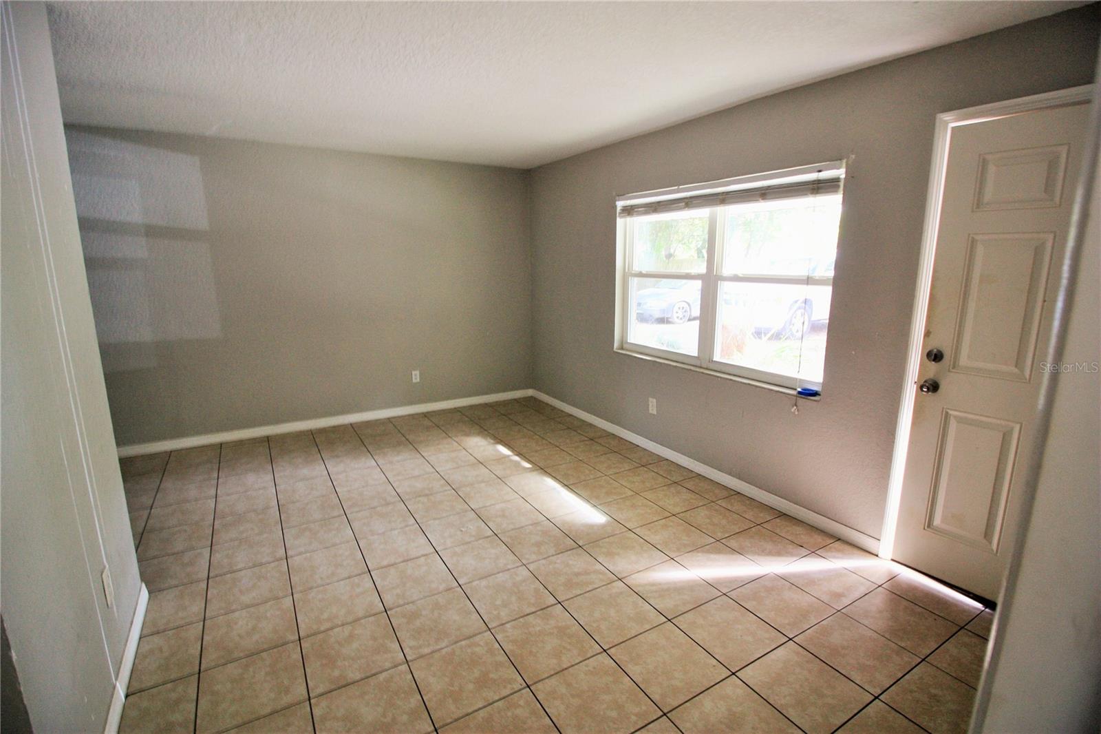 BELLEVIEW - Residential Lease