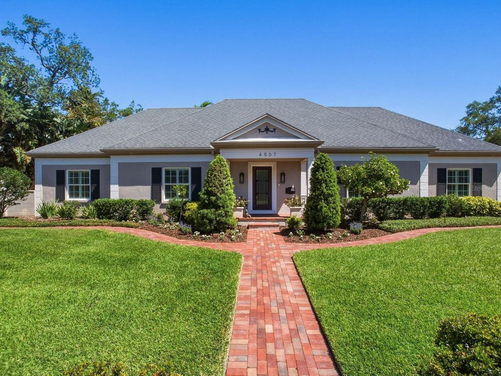 Photo of 4507 W Watrous Avenue, Tampa, FL 33629 (MLS # TB8505270)