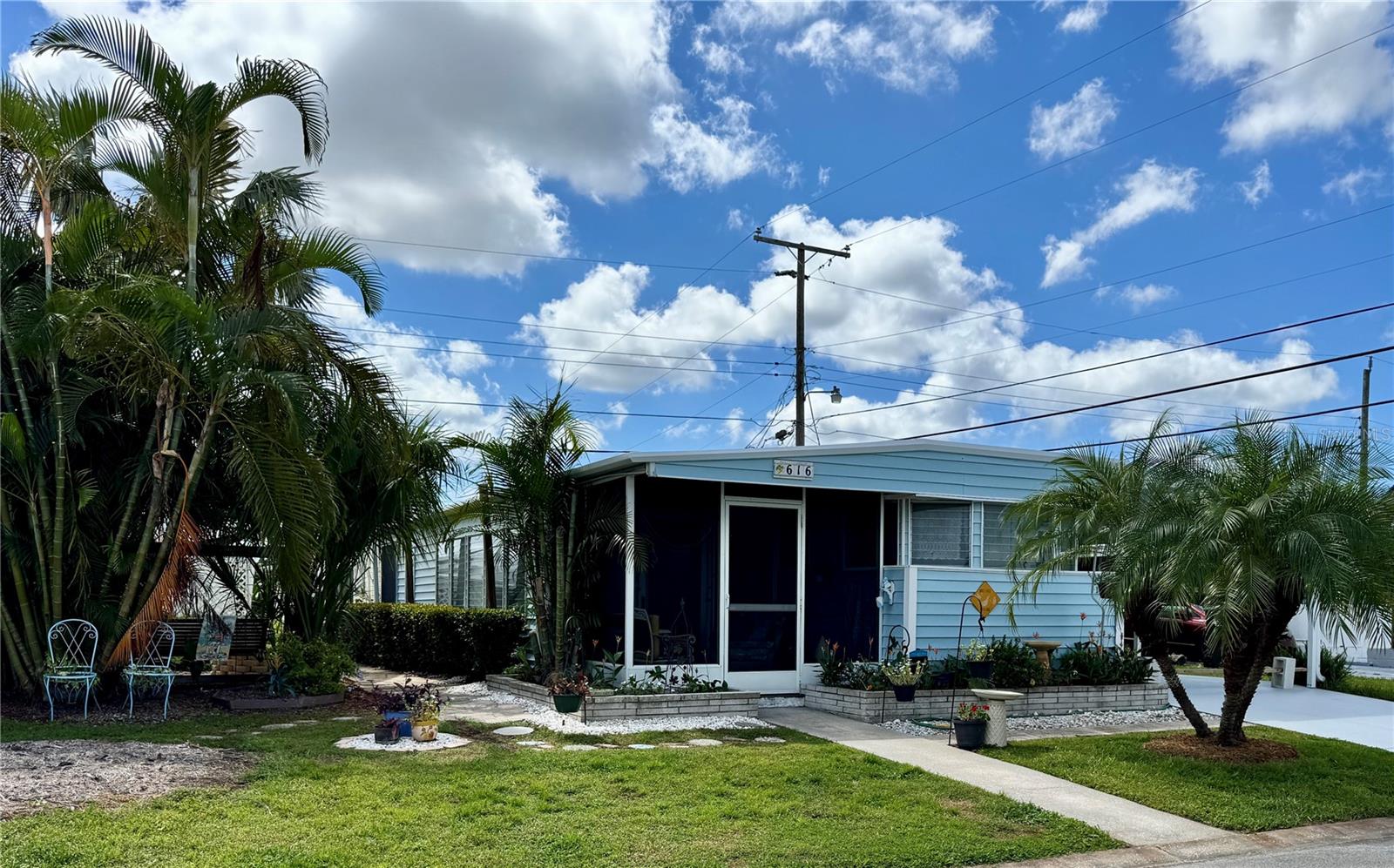 FAIR LANE ACRES SECOND ADD - Residential