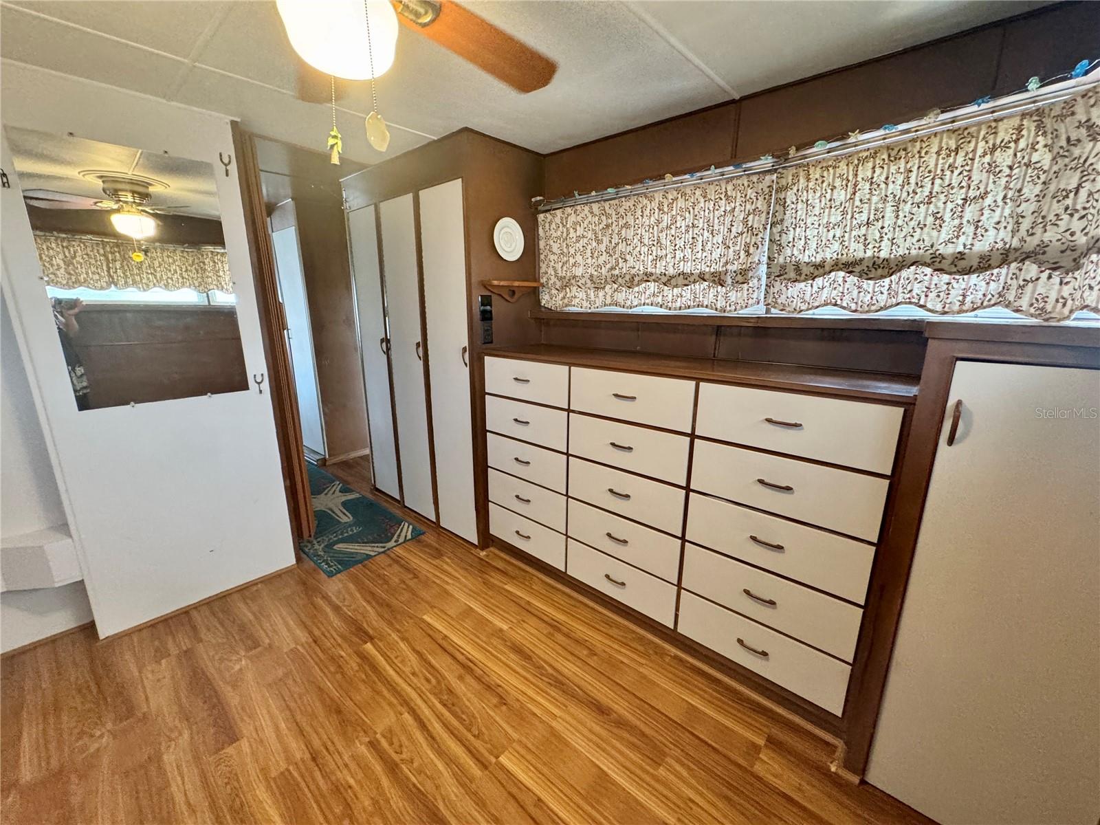 FAIR LANE ACRES SECOND ADD - Residential