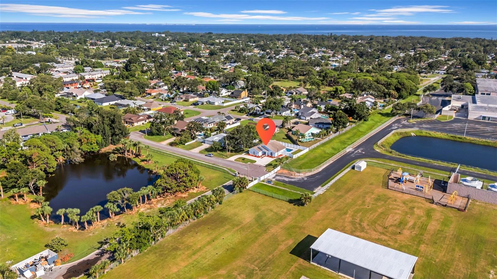 ARLINGTON PARK - Residential