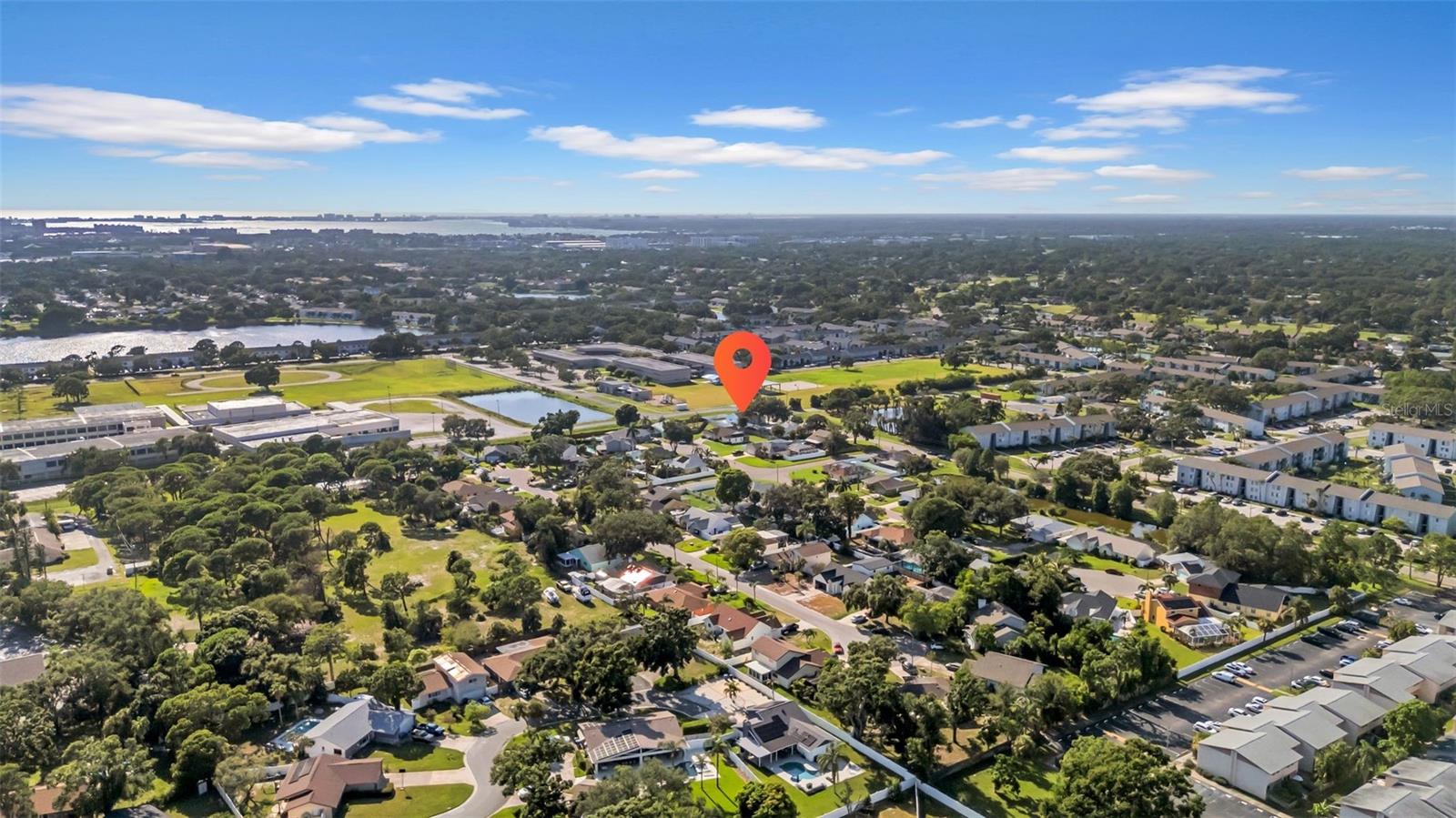 ARLINGTON PARK - Residential