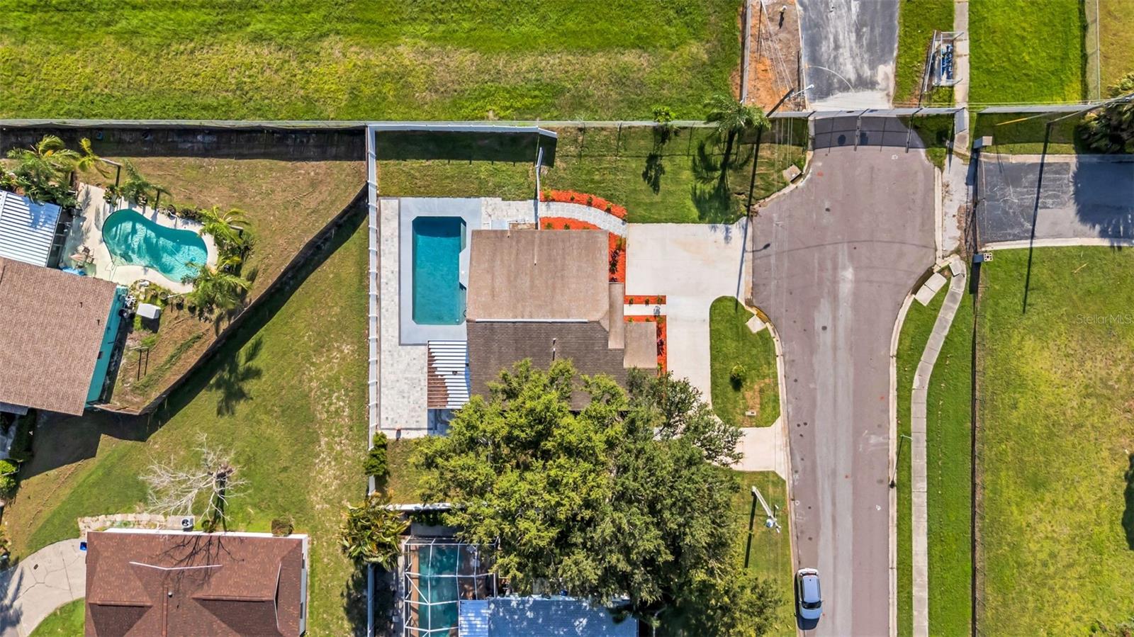 ARLINGTON PARK - Residential